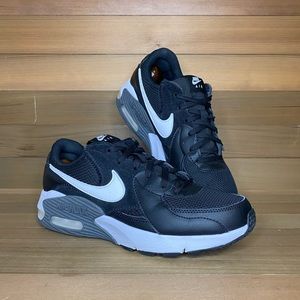Nike Air Max Excee in Black and White - Womans 8.5